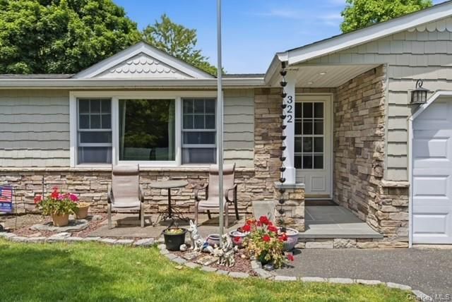 322 Columbia Street, Holbrook, NY 11741
