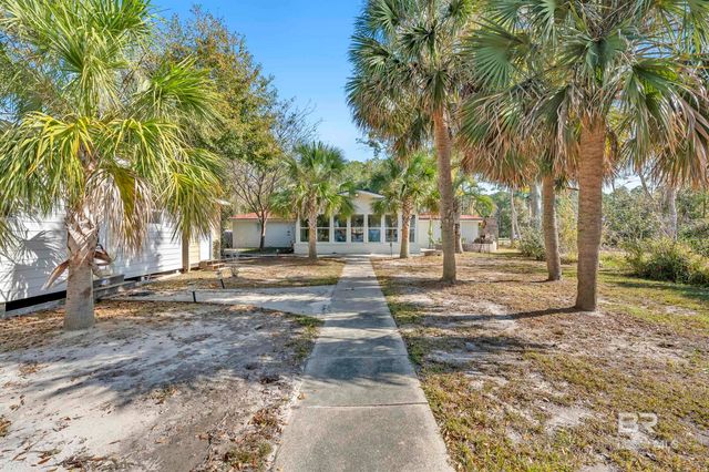 7789 Bayshore Drive, Elberta, AL 36530