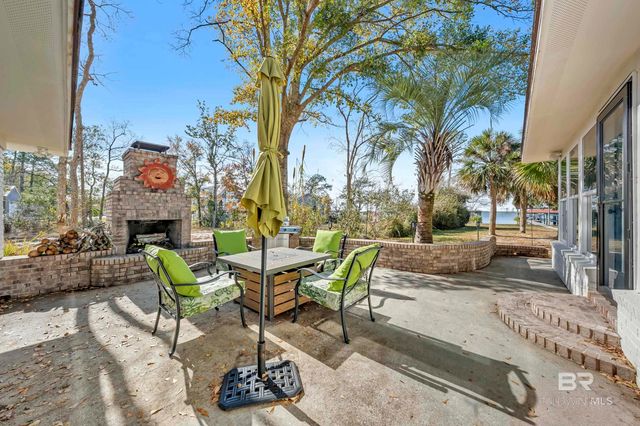 7789 Bayshore Drive, Elberta, AL 36530