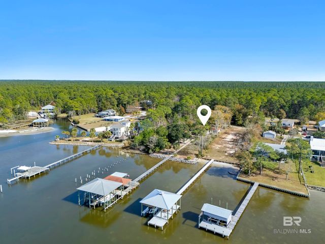 7789 Bayshore Drive, Elberta, AL 36530