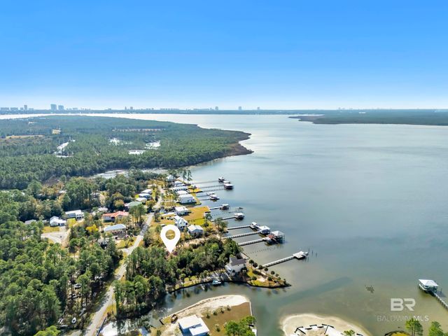 7789 Bayshore Drive, Elberta, AL 36530