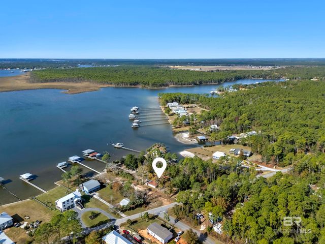 7789 Bayshore Drive, Elberta, AL 36530
