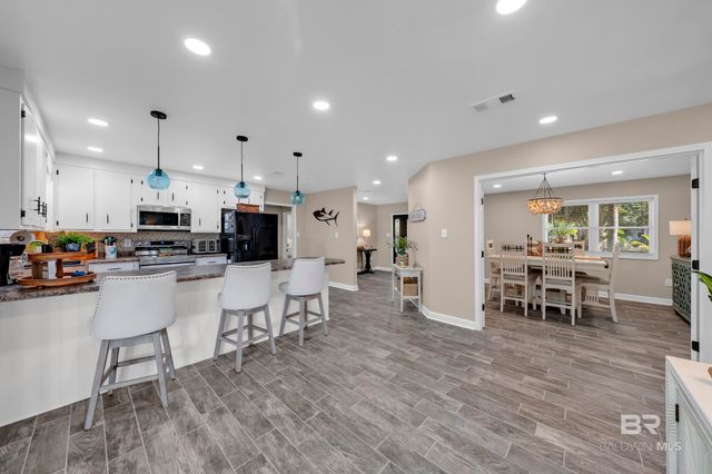 7789 Bayshore Drive, Elberta, AL 36530