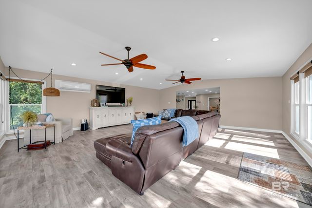 7789 Bayshore Drive, Elberta, AL 36530