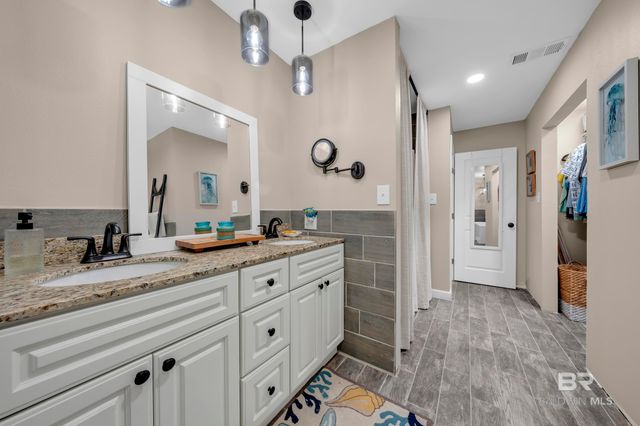 7789 Bayshore Drive, Elberta, AL 36530