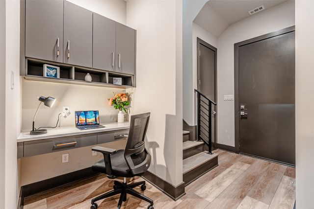 2310 Wycliff Avenue, Dallas, TX 75219