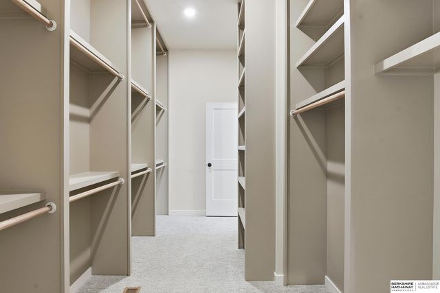 11035 S 220th Street, Gretna, NE 68028