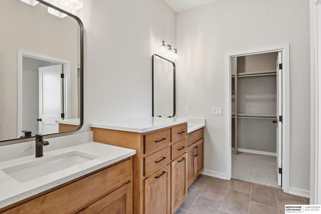 11035 S 220th Street, Gretna, NE 68028