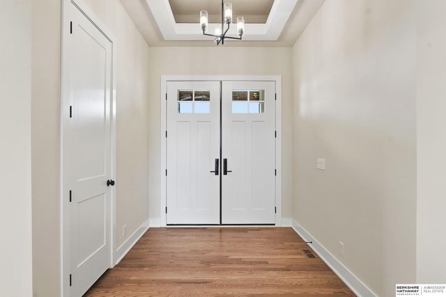 11035 S 220th Street, Gretna, NE 68028