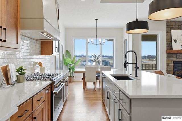 11035 S 220th Street, Gretna, NE 68028