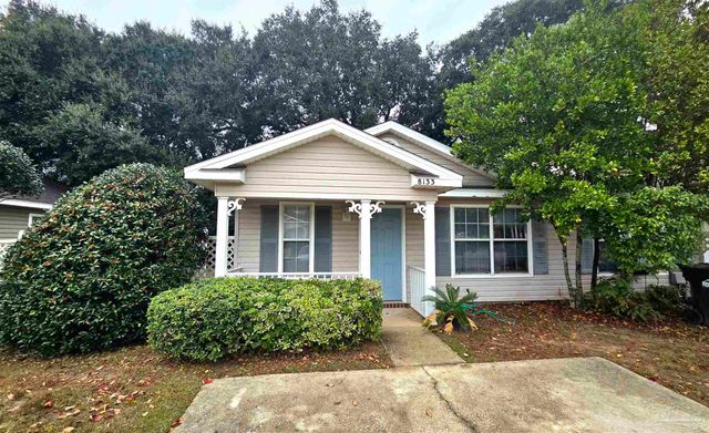 8133 Heirloom Dr, Pensacola, FL 32514