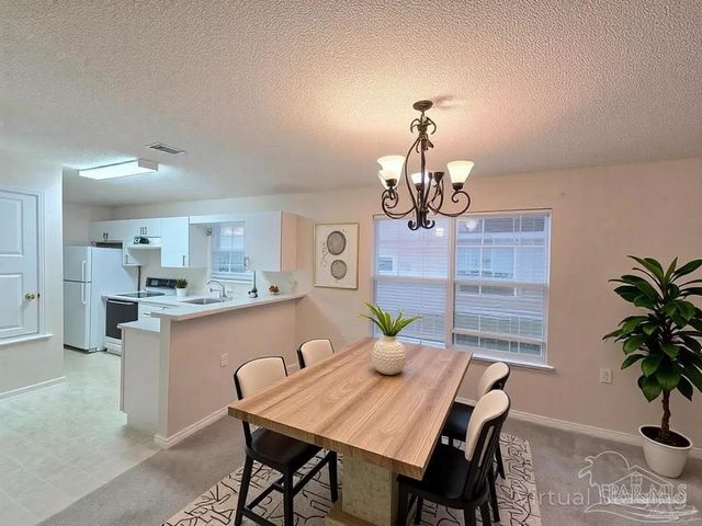 8133 Heirloom Dr, Pensacola, FL 32514