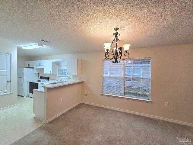 8133 Heirloom Dr, Pensacola, FL 32514