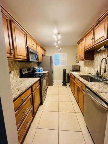 2640 SW 22nd Avenue N 1111, Delray Beach, FL 33445