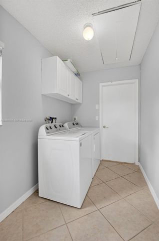 6043 Sunberry Circle, Boynton Beach, FL 33437
