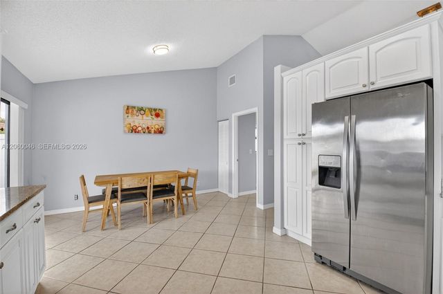 6043 Sunberry Circle, Boynton Beach, FL 33437