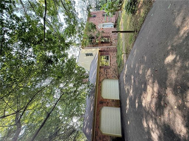 239 E Queens DR, Williamsburg, VA 23185