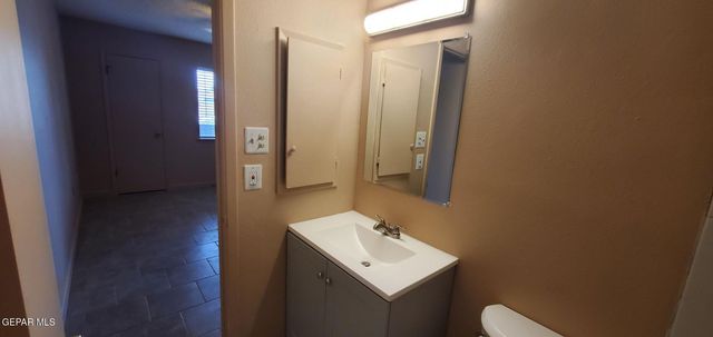 1917 Karen Sue Place B, El Paso, TX 79936