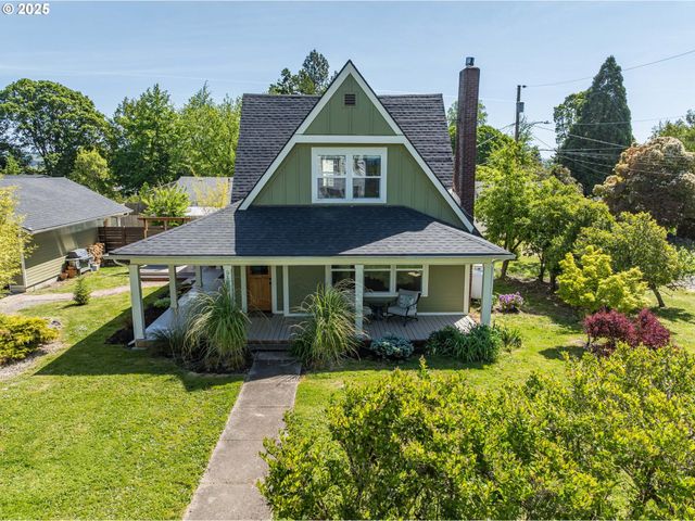 510 N KUTCH St, Carlton, OR 97111