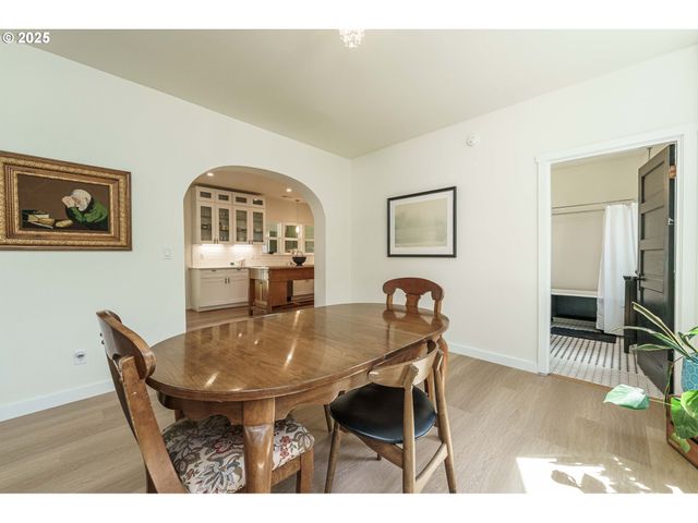 510 N KUTCH St, Carlton, OR 97111