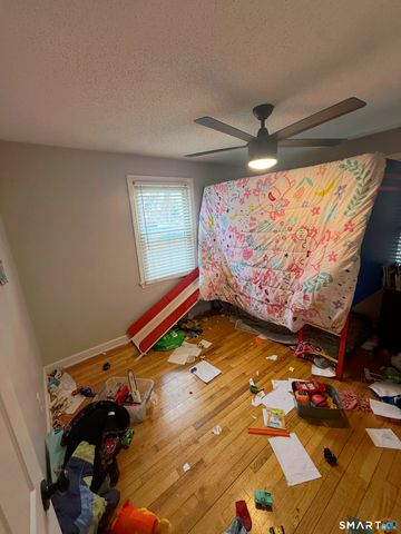 1263 Watertown Avenue, Waterbury, CT 06708