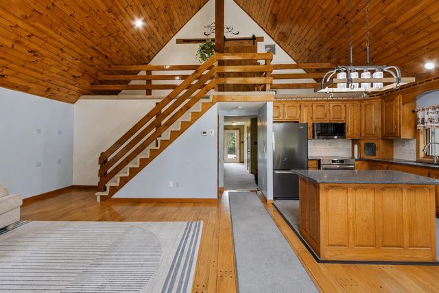14 William Drive, Pelham, NH 03076