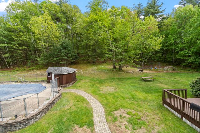 14 William Drive, Pelham, NH 03076