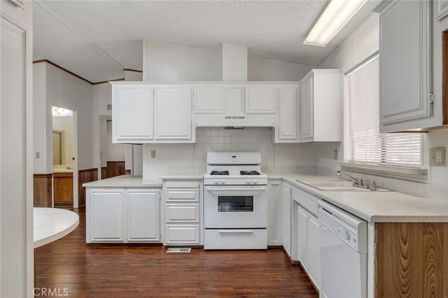 13866 Tam O Shanter Drive, Victorville, CA 92395