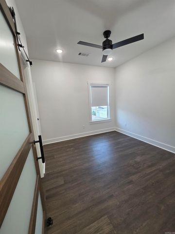 1511 S Izard Street, Little Rock, AR 72202
