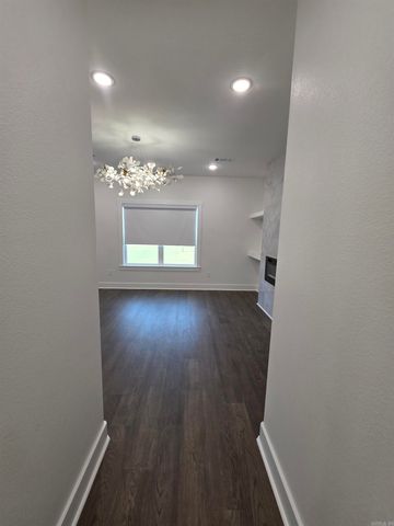 1511 S Izard Street, Little Rock, AR 72202