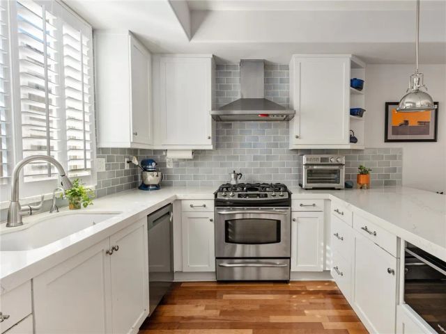 305 Kansas Street D, El Segundo, CA 90245