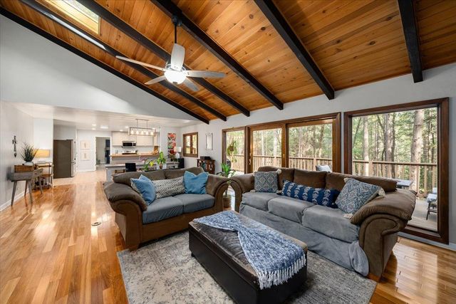 6035 Acorn Ct, Foresthill, CA 95631