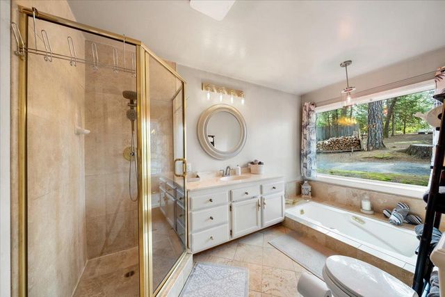 6035 Acorn Ct, Foresthill, CA 95631