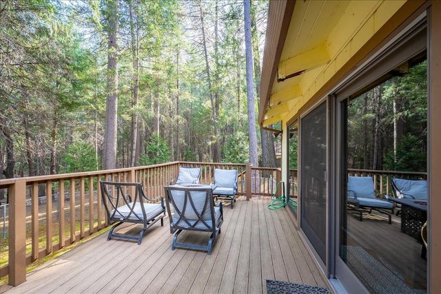 6035 Acorn Ct, Foresthill, CA 95631