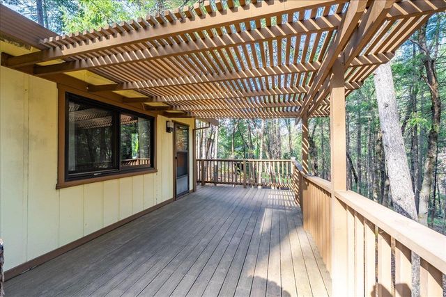 6035 Acorn Ct, Foresthill, CA 95631