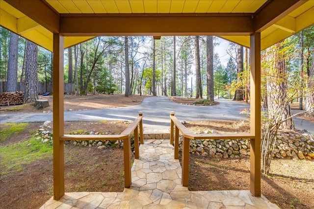 6035 Acorn Ct, Foresthill, CA 95631