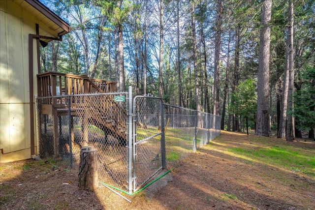 6035 Acorn Ct, Foresthill, CA 95631