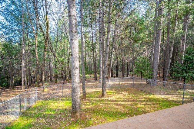 6035 Acorn Ct, Foresthill, CA 95631