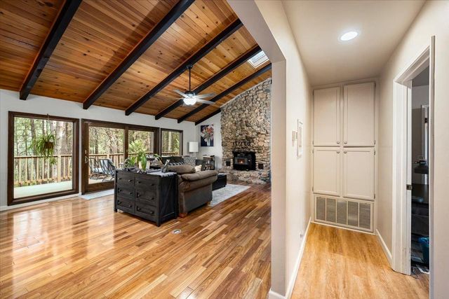 6035 Acorn Ct, Foresthill, CA 95631