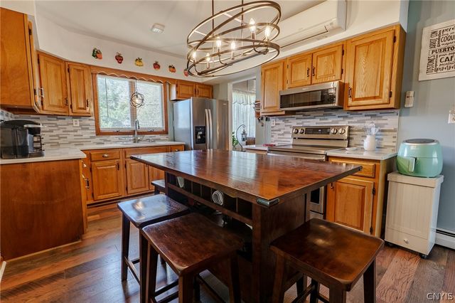 421 Buchanan Road, Utica, NY 13502