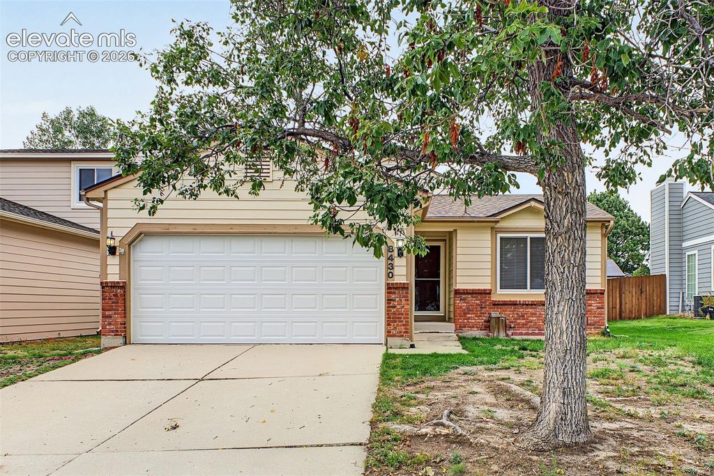 8430 Sassafras Drive, Colorado Springs, CO 80920 — exterior