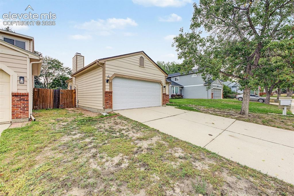 8430 Sassafras Drive, Colorado Springs, CO 80920 — photo 3
