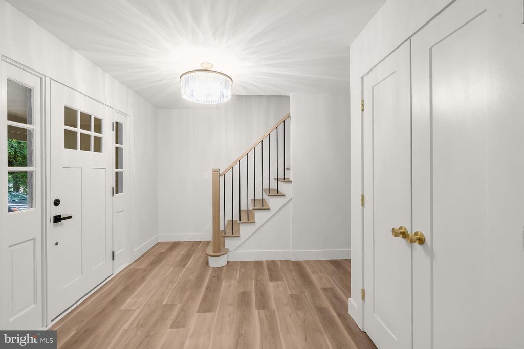 1 COLLEEN CIR, EWING TWP, NJ 08638 — photo 3