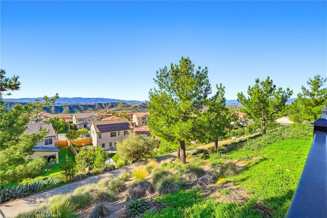 19532 Martellus, Saugus, CA 91350