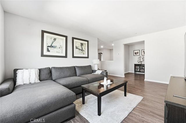 19532 Martellus, Saugus, CA 91350