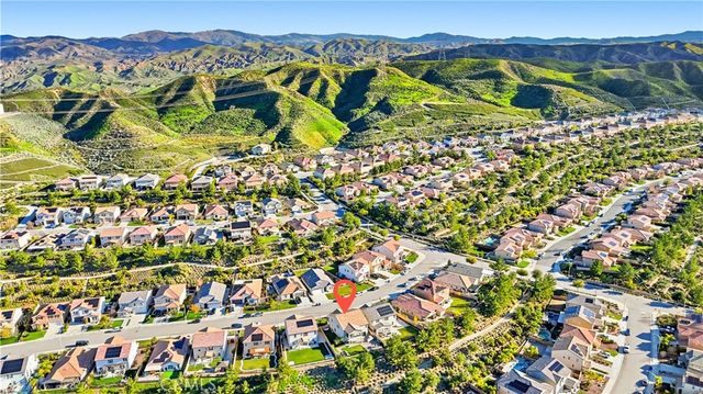 19532 Martellus, Saugus, CA 91350