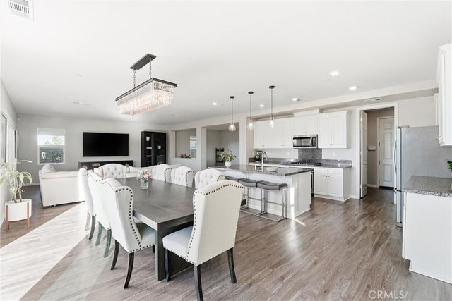 19532 Martellus, Saugus, CA 91350