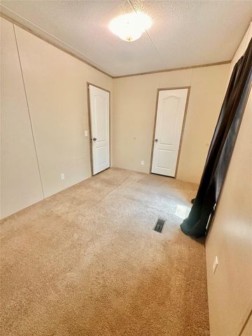 326 Jasper Street 20, Bacliff, TX 77518