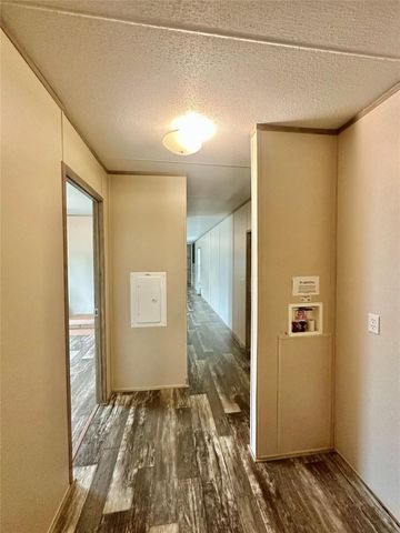 326 Jasper Street 20, Bacliff, TX 77518