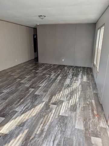 326 Jasper Street 20, Bacliff, TX 77518